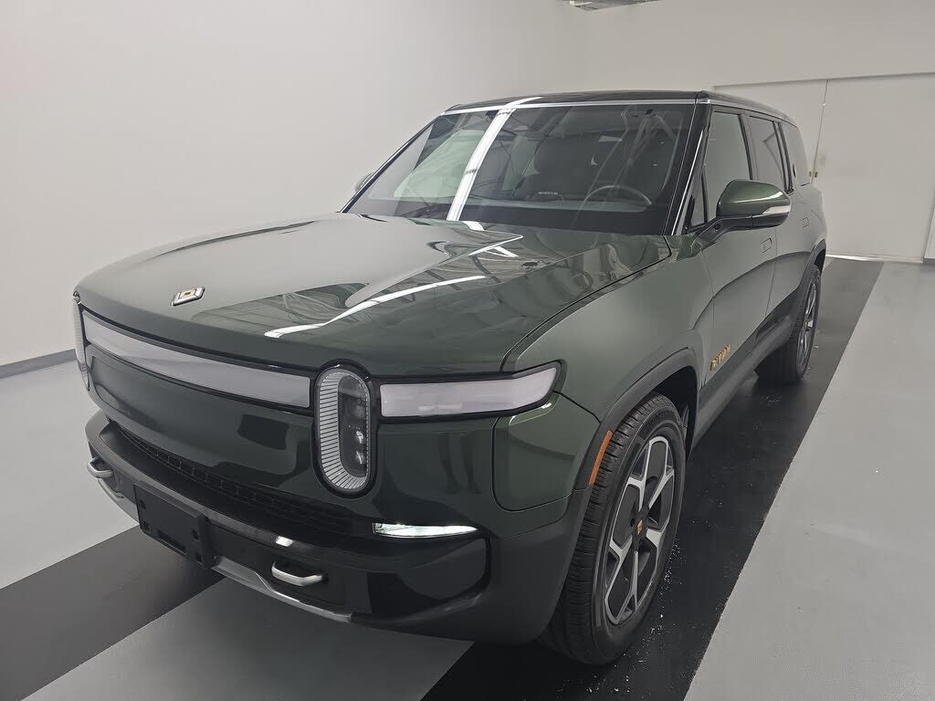 2024 RIVIAN R1S