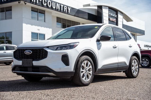 2024 FORD Escape