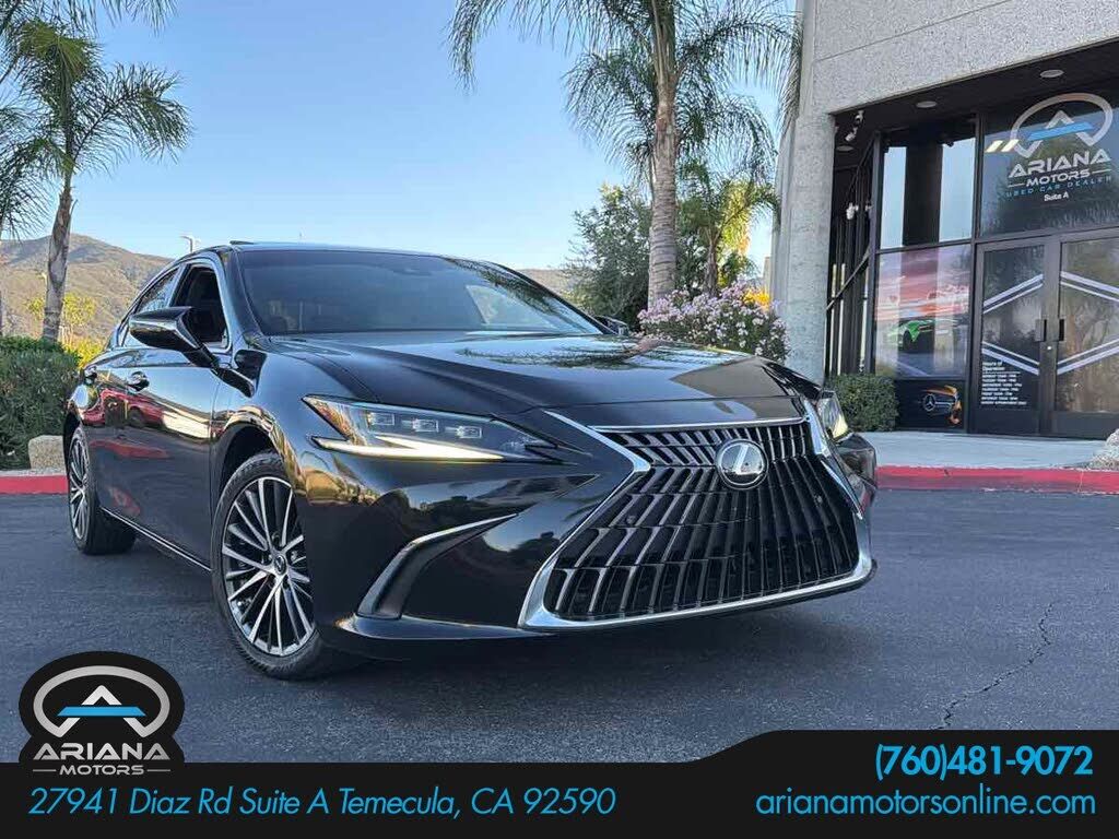 2024 LEXUS ES