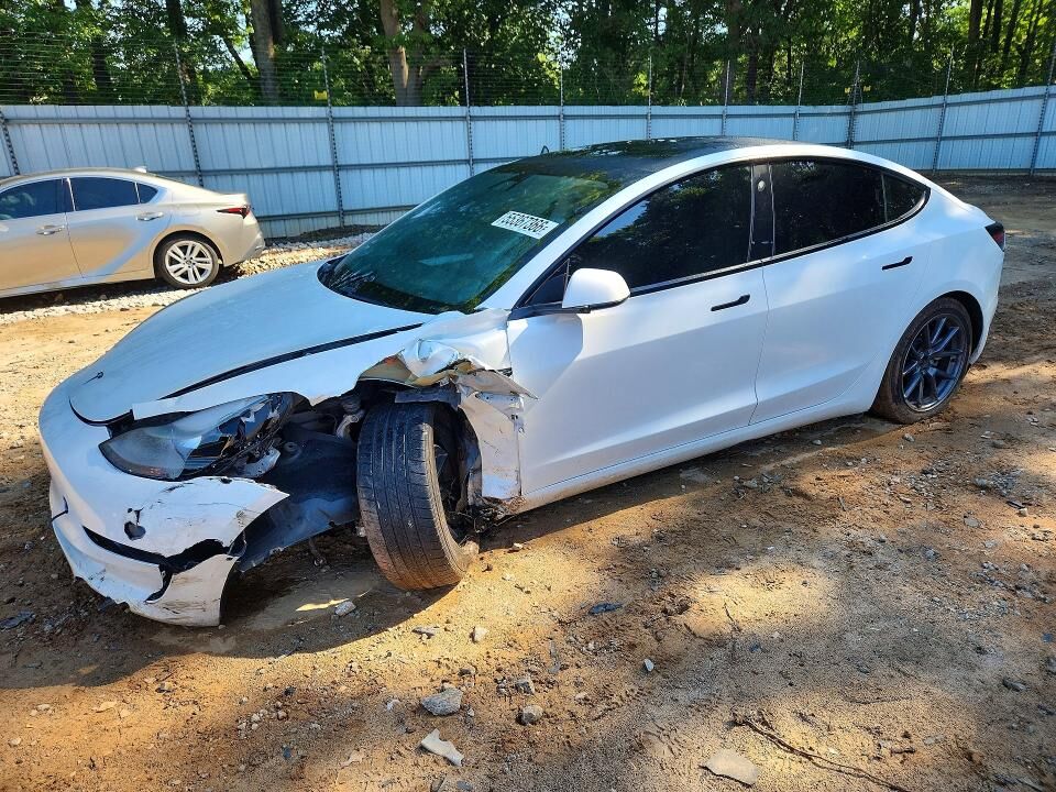 2021 TESLA Model 3