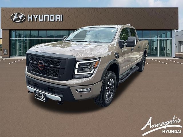 2023 NISSAN Titan