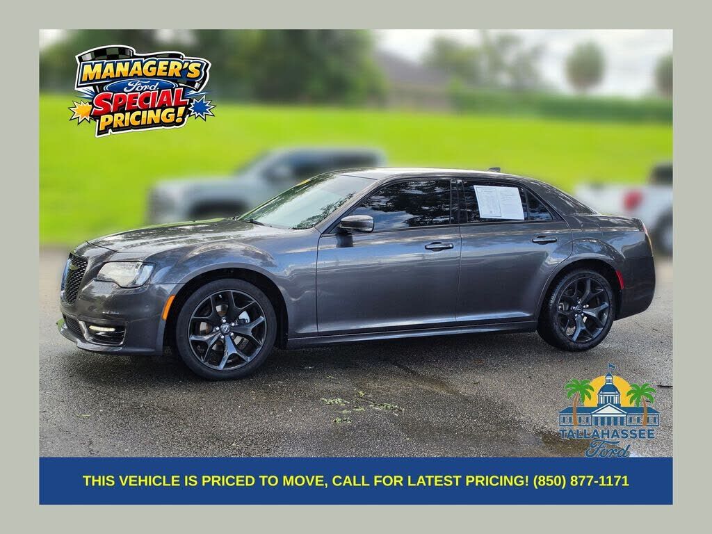 2022 CHRYSLER 300
