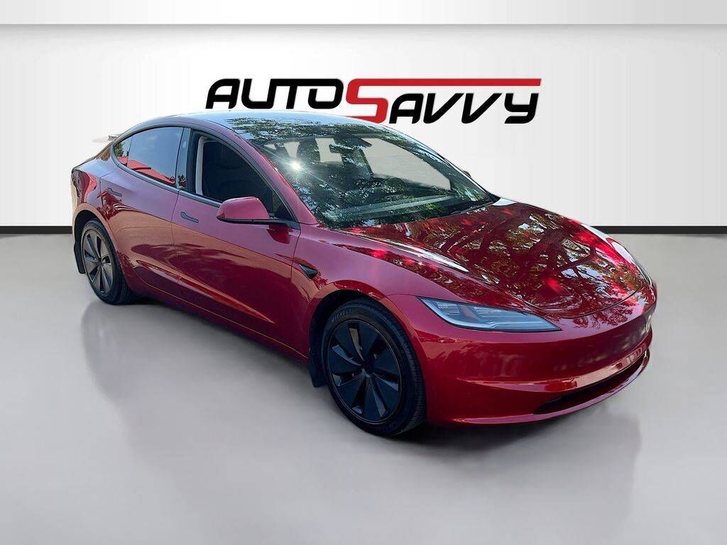 2024 TESLA Model 3