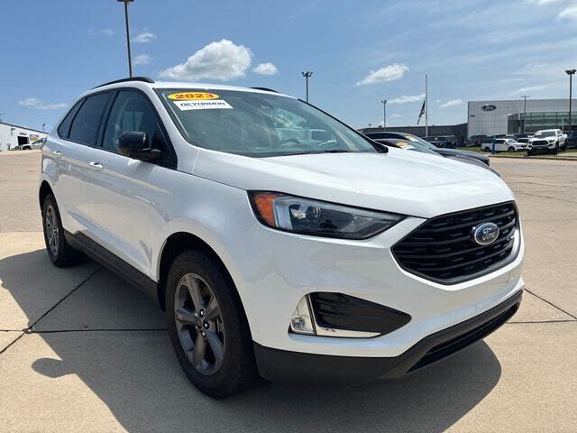 2023 FORD Edge