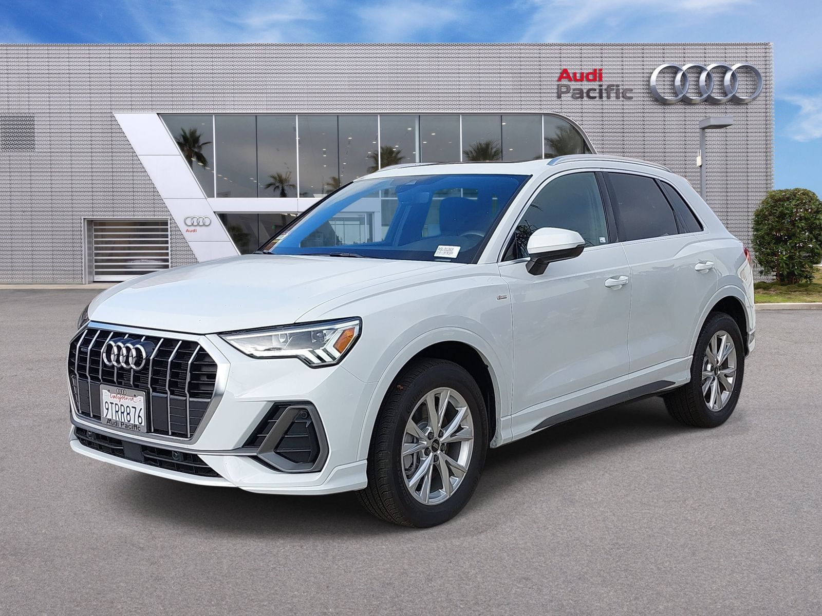 2025 AUDI Q3