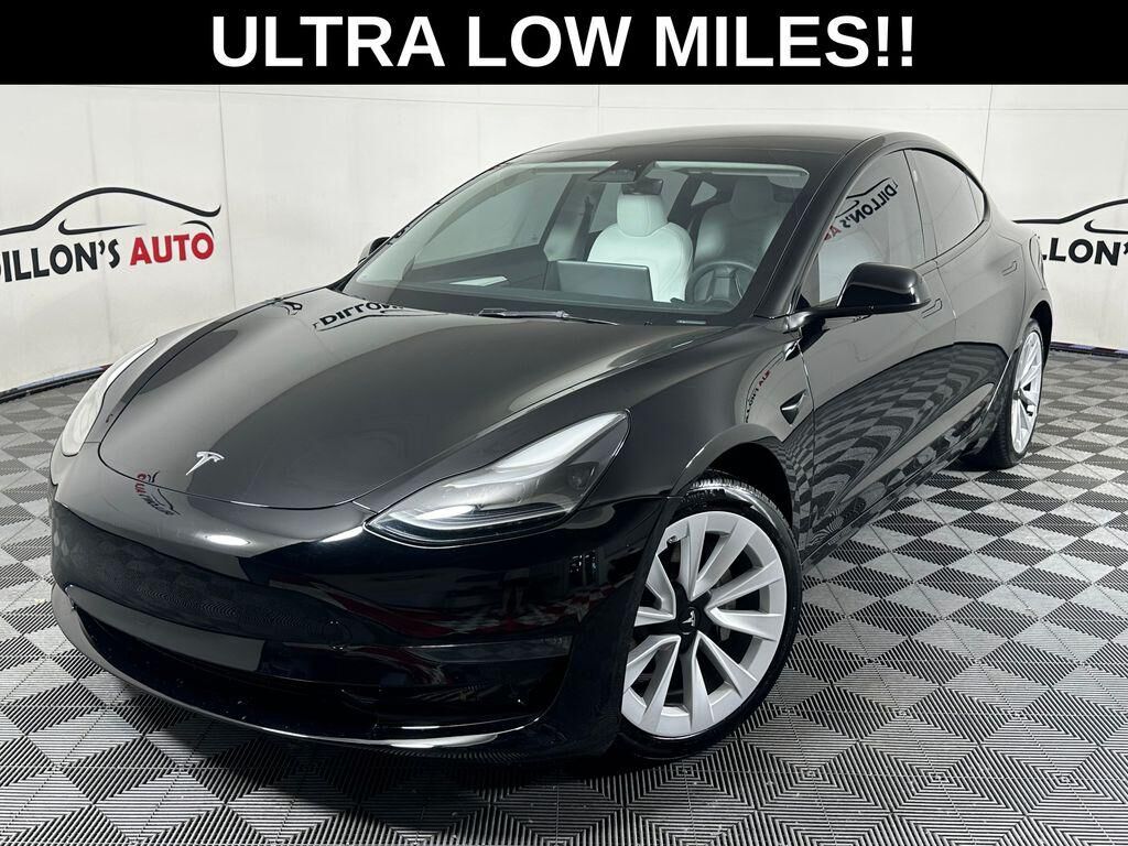 2023 TESLA Model 3