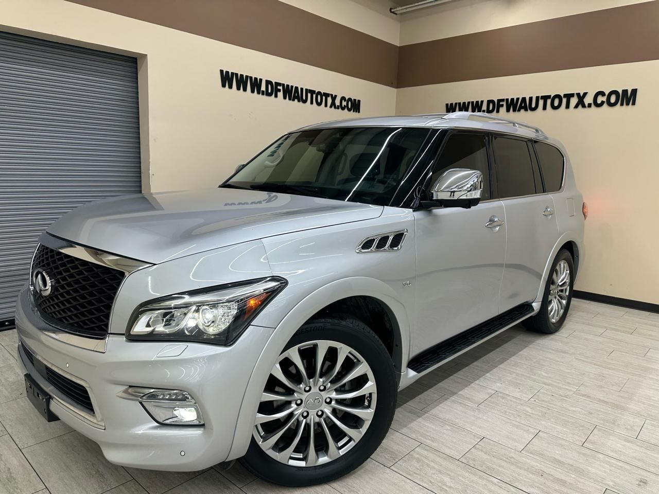 Infiniti QX80