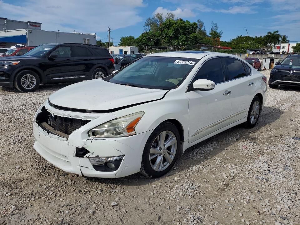 2015 NISSAN Altima