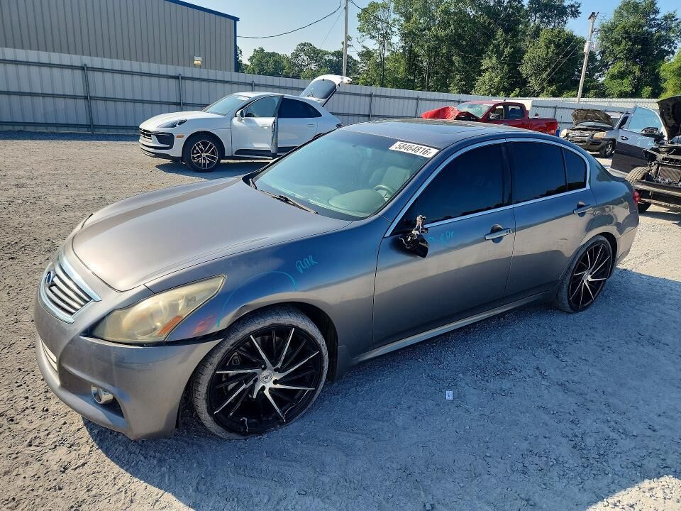 2011 INFINITI G37