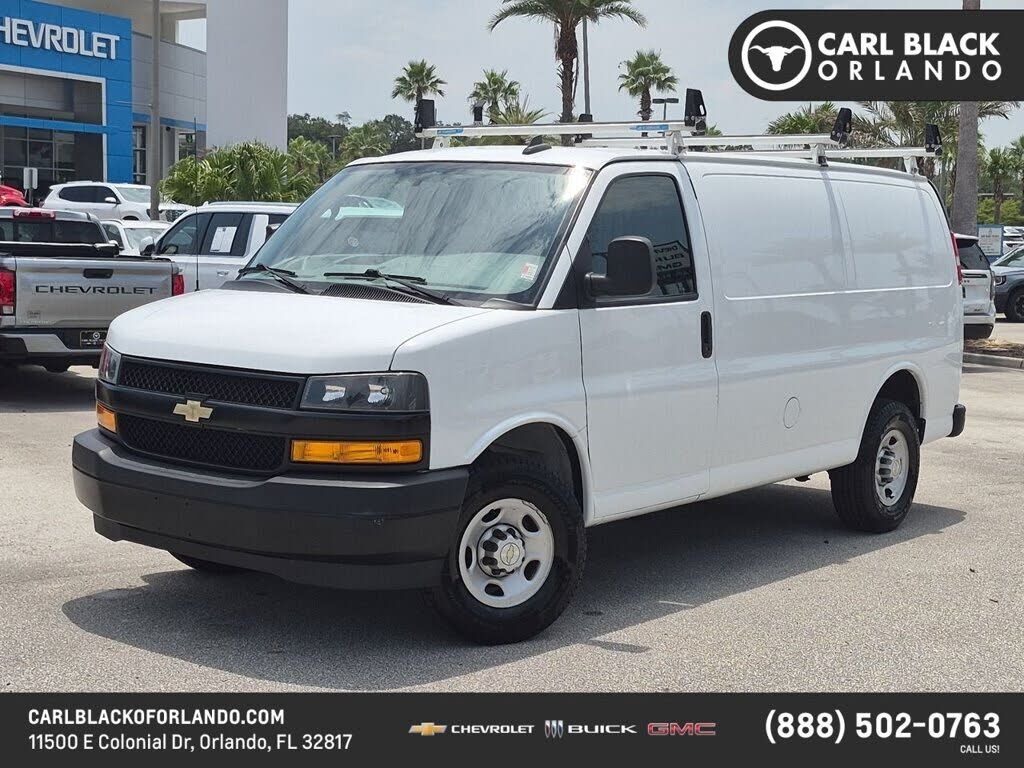 2023 CHEVROLET Express