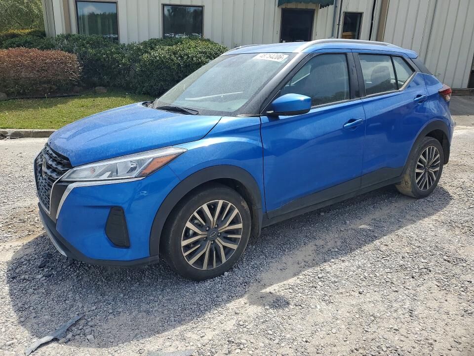 2023 NISSAN Kicks