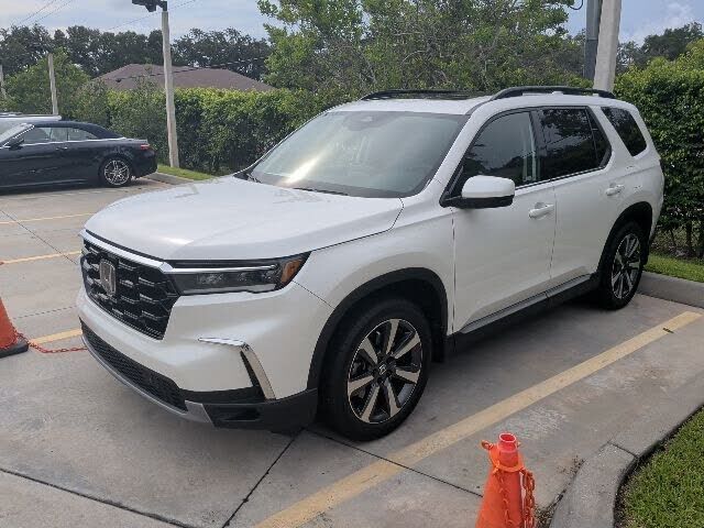 2023 HONDA Pilot
