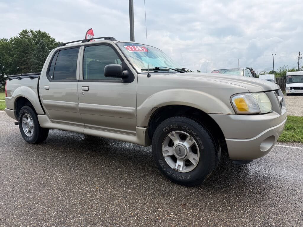 2004 FORD Explorer