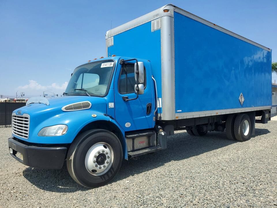 2015 FREIGHTLINER M2