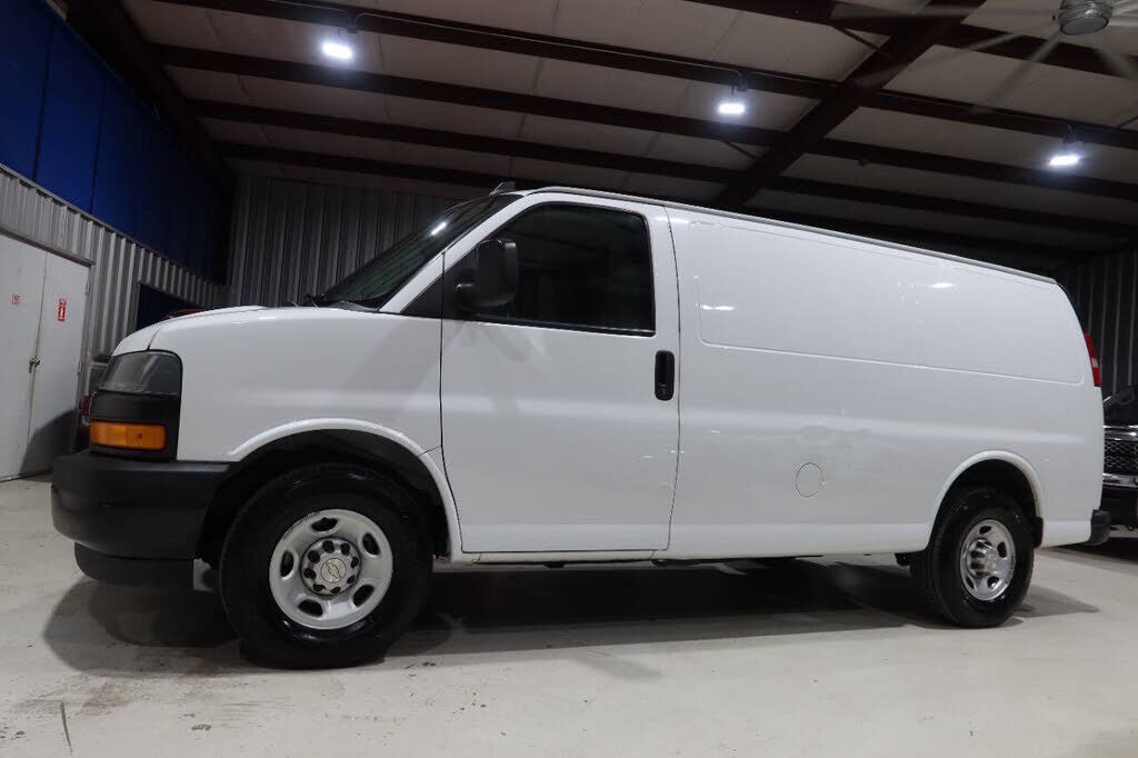 2021 CHEVROLET Express