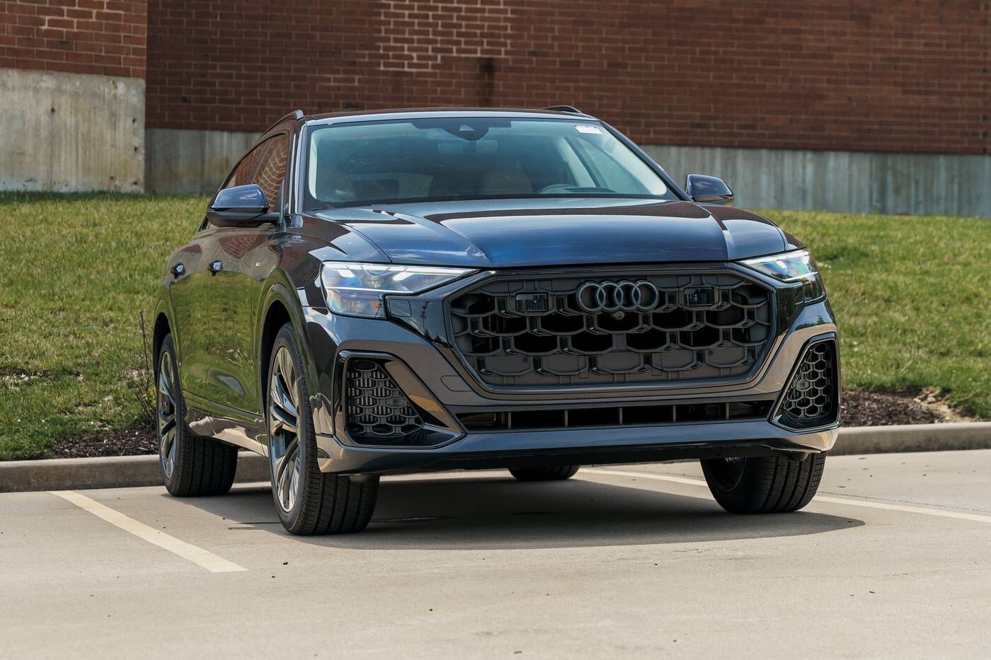 2026 AUDI Q8