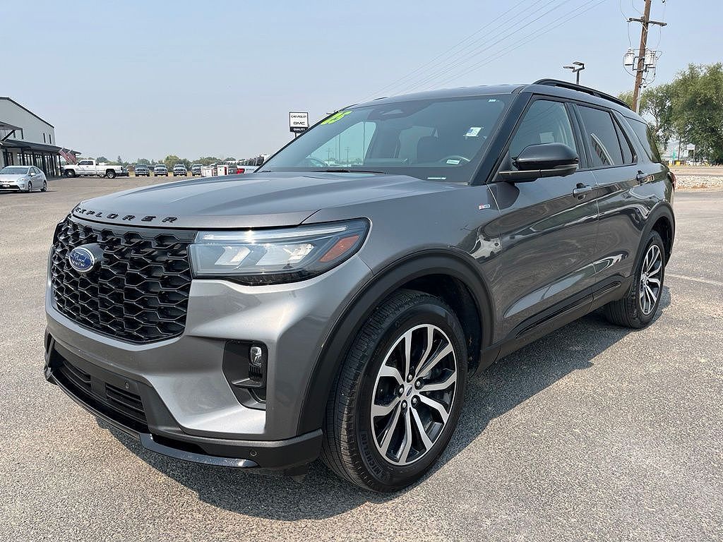 2025 FORD Explorer