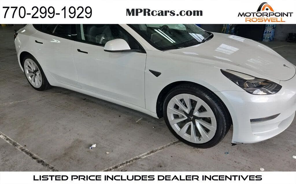 2023 TESLA Model 3