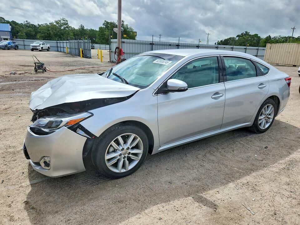 2014 TOYOTA Avalon