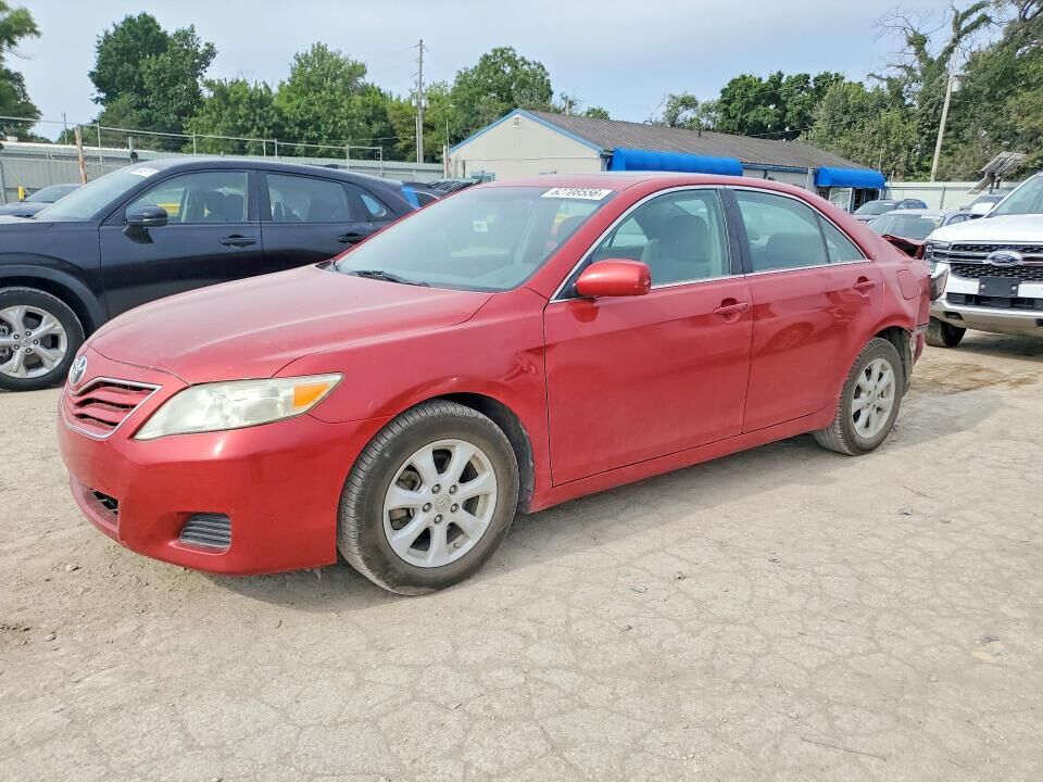 2010 TOYOTA Camry