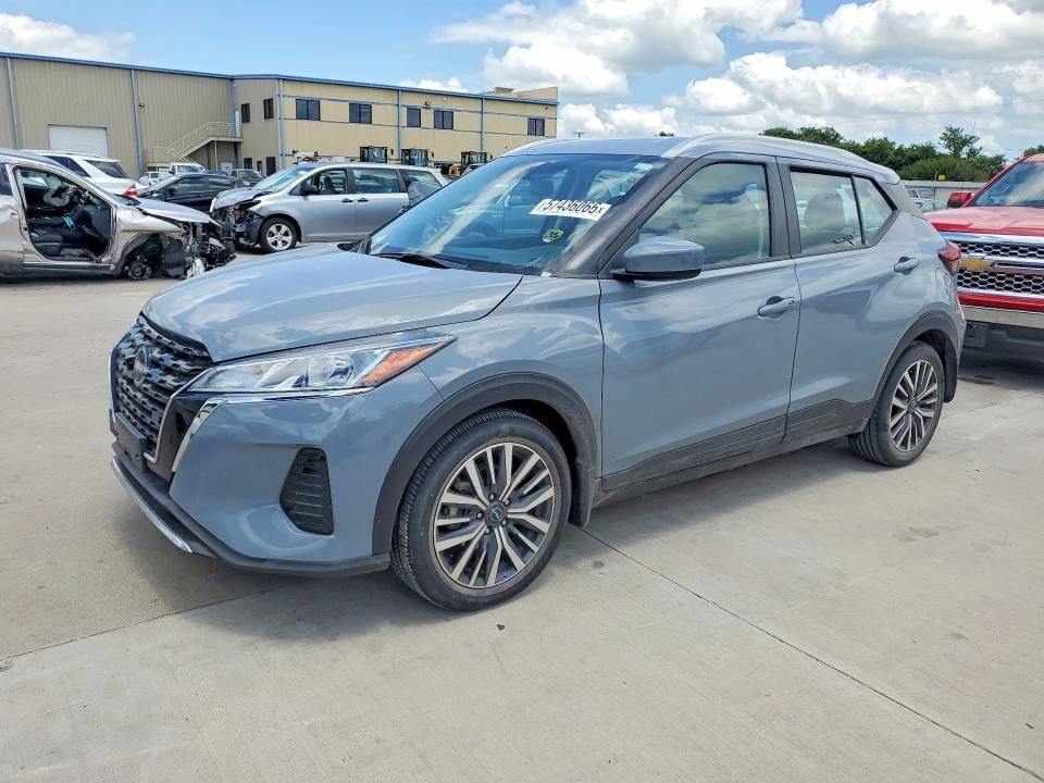 2024 NISSAN Kicks