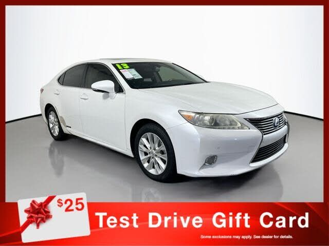 2013 LEXUS ES