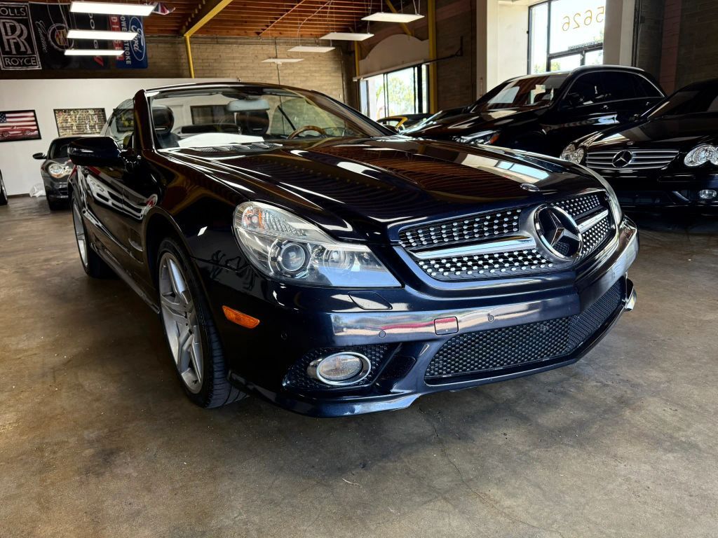 2011 MERCEDES-BENZ SL-Class