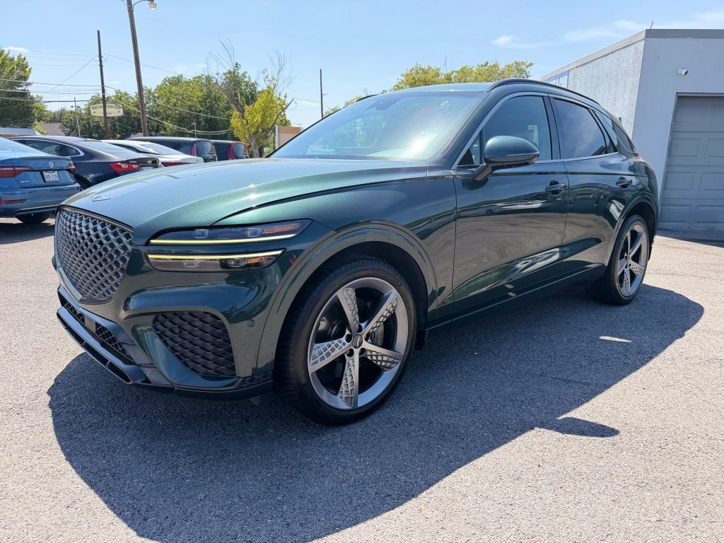 2023 GENESIS GV70