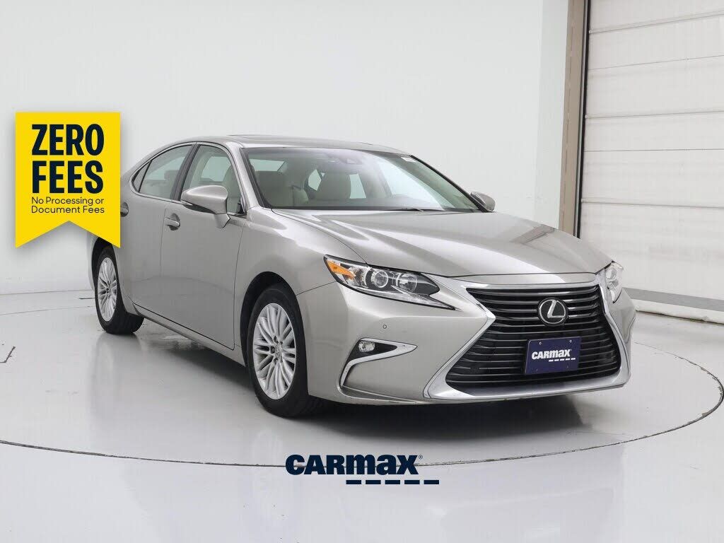 2016 LEXUS ES
