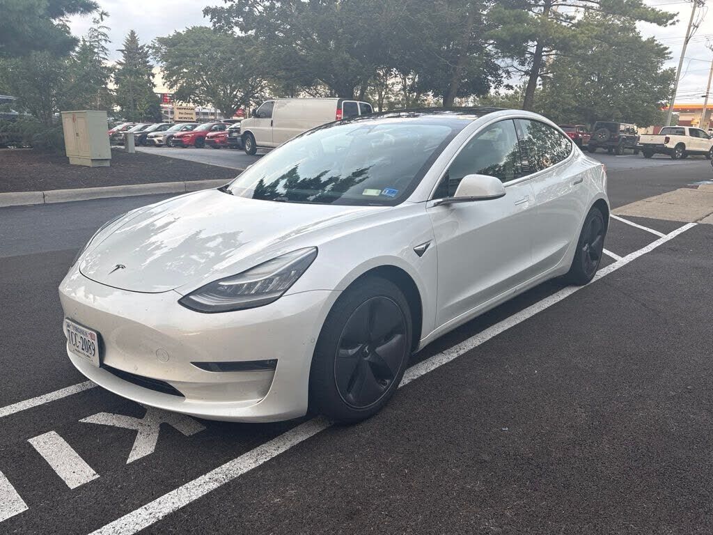 2020 TESLA Model 3