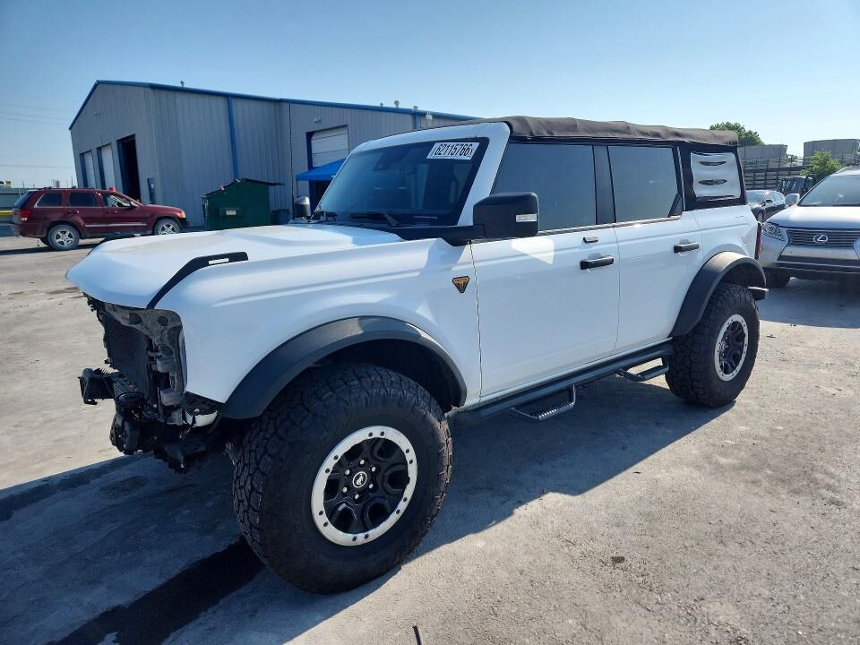 2021 FORD Bronco