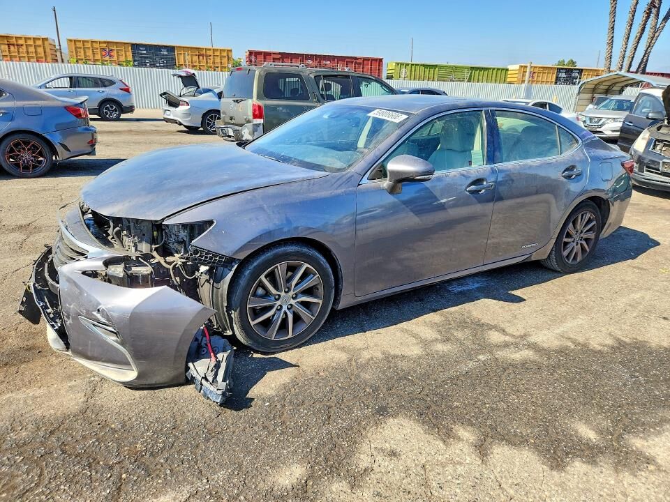 2016 LEXUS ES
