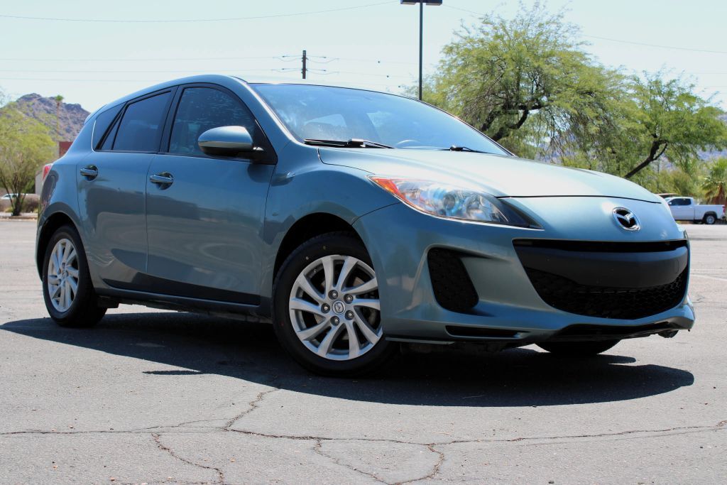 2012 MAZDA Mazda3