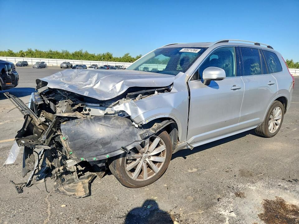 2018 VOLVO XC90