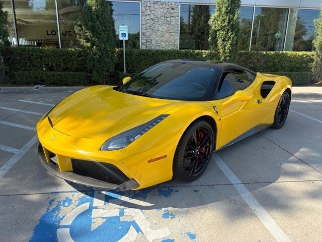2019 FERRARI 488 GTB