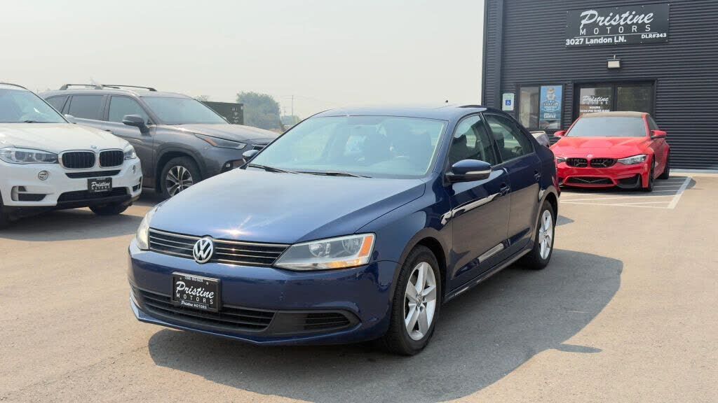 2011 VOLKSWAGEN Jetta