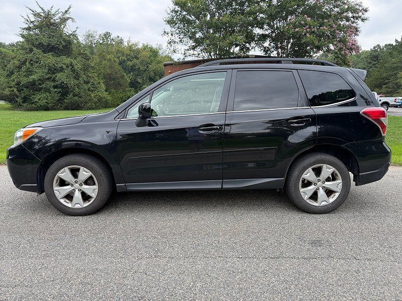 2015 SUBARU Forester
