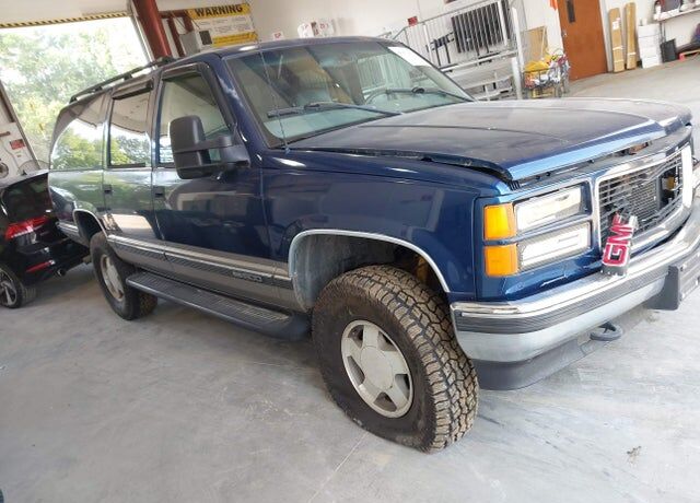 1999 GMC Suburban