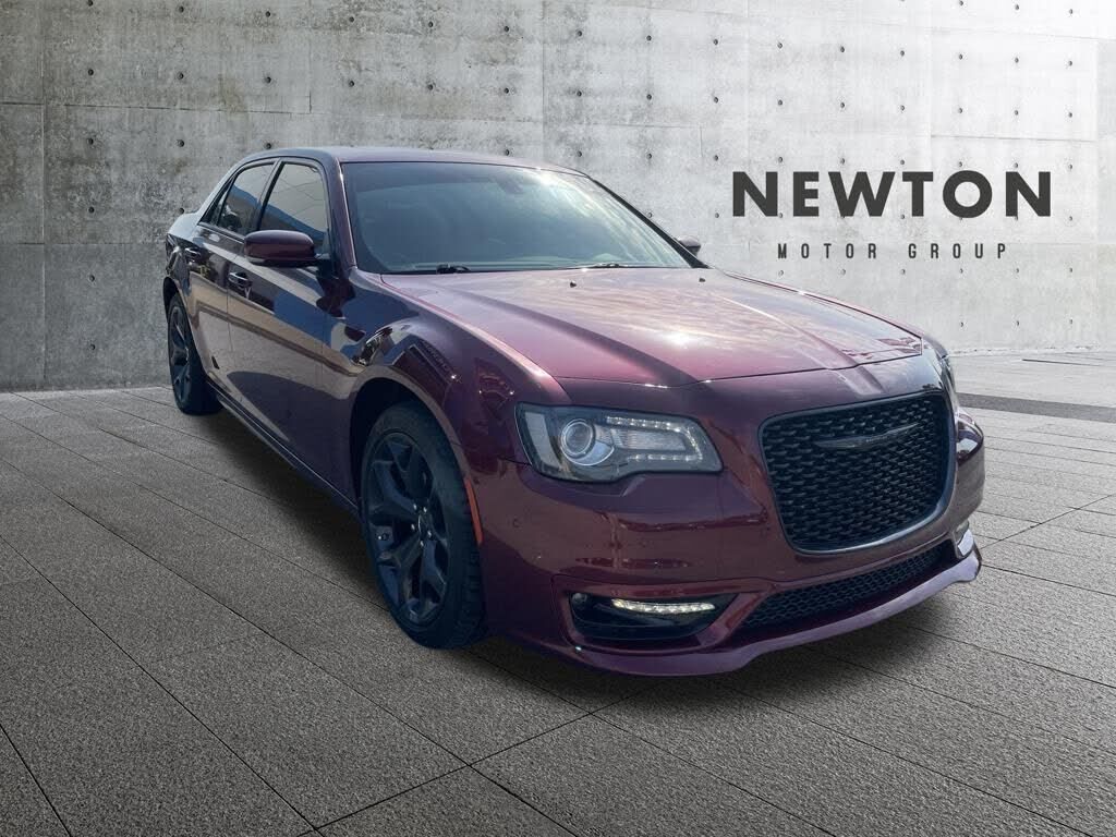 2023 CHRYSLER 300