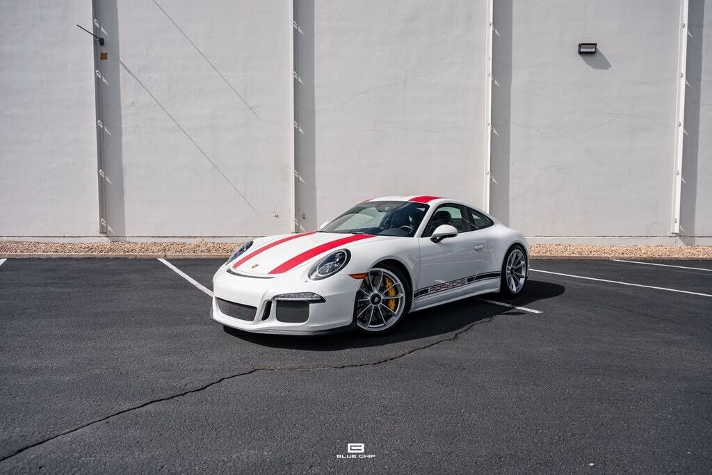 2016 PORSCHE 911