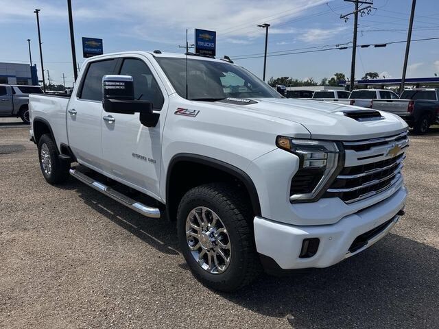 2026 CHEVROLET Silverado HD