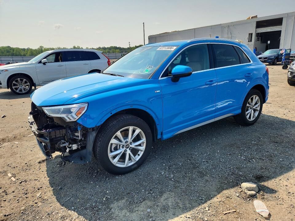 2022 AUDI Q3