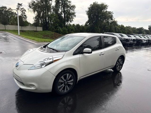 2017 NISSAN Leaf