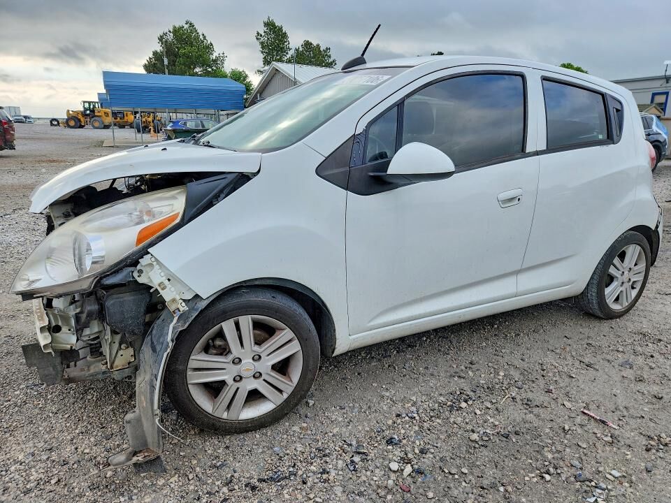 2015 CHEVROLET Spark