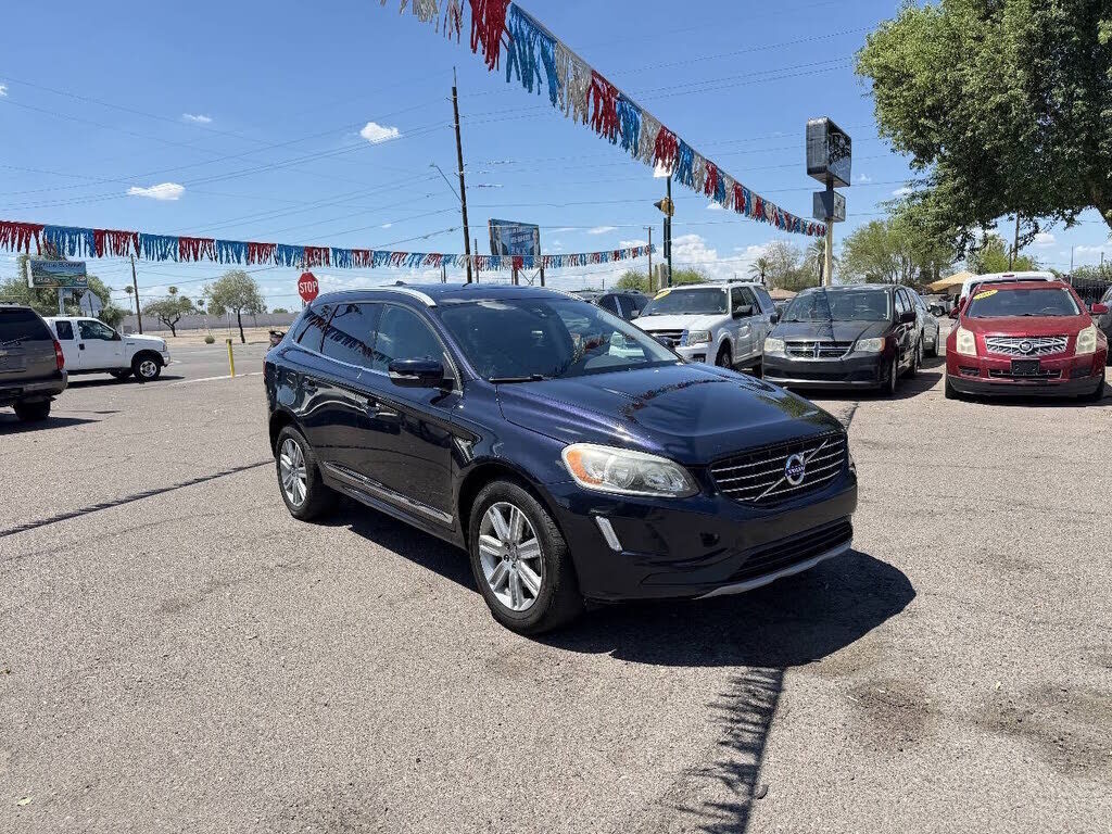 2017 VOLVO XC60
