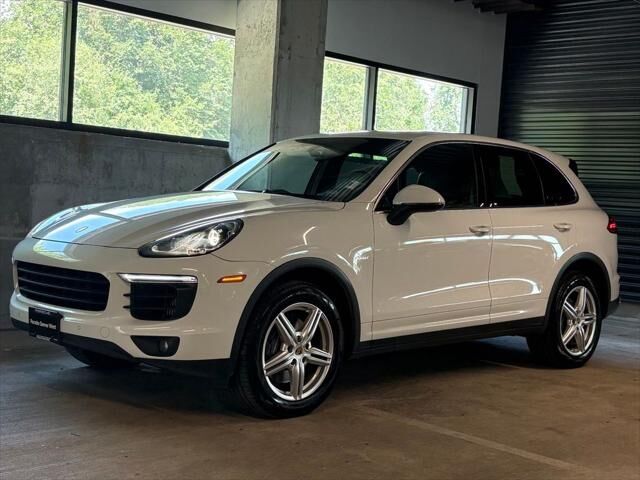 2015 PORSCHE Cayenne