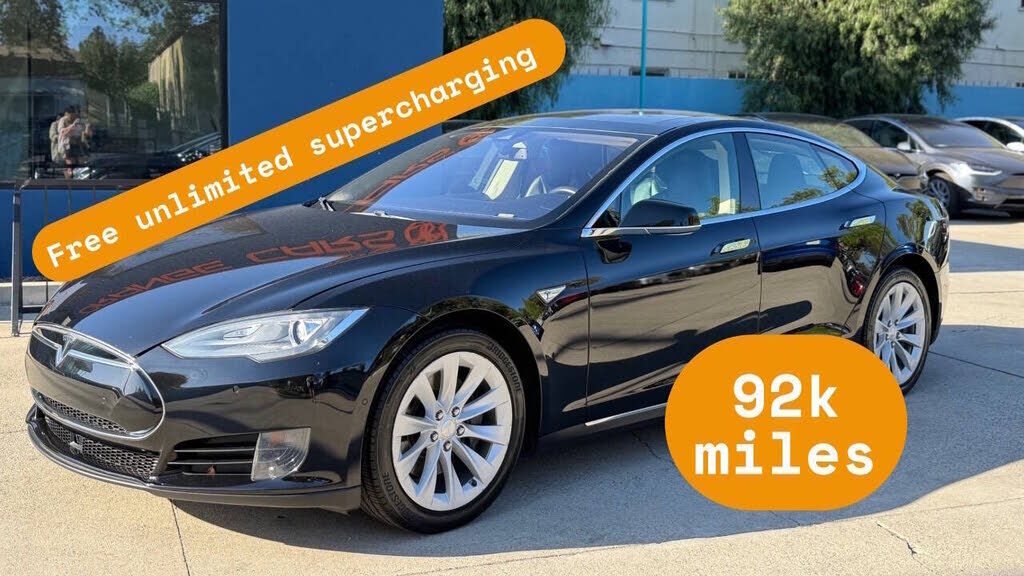 2016 TESLA Model S