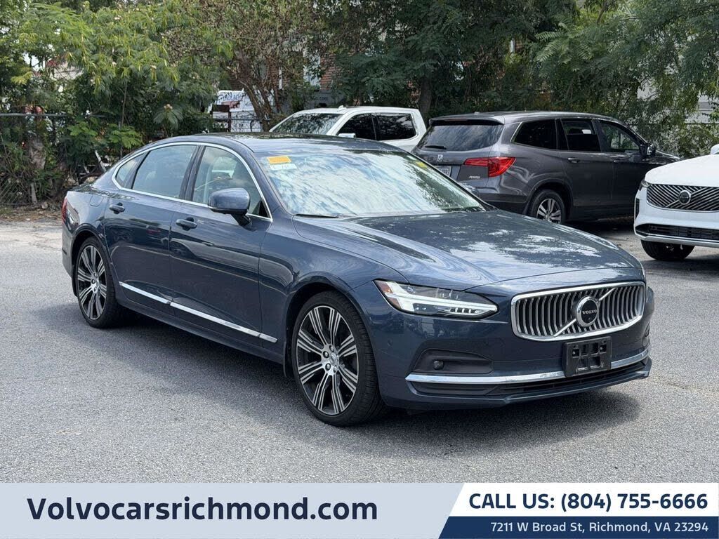 2023 VOLVO S90