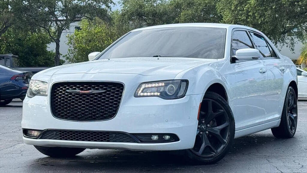 2021 CHRYSLER 300