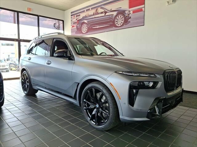 2027 BMW X7